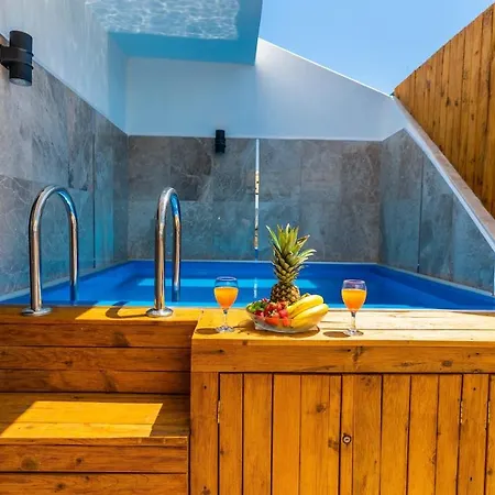 Апартаменты Near Kaputas, Luxury With Pool Каш