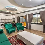 Near Kaputas, Luxury With Pool 아파트