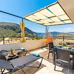 Near Kaputas, Luxury With Pool 아파트 *