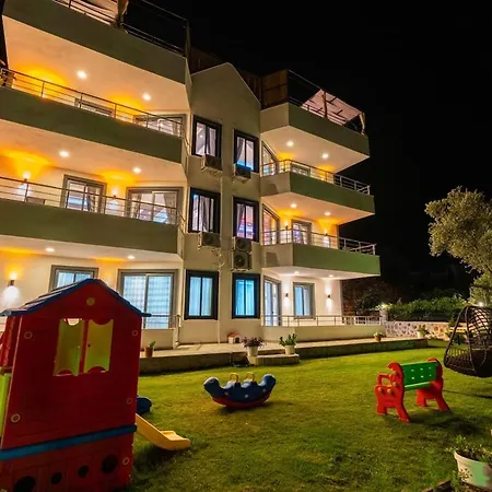 Near Kaputas, Luxury With Pool 아파트 카스