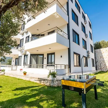 Near Kaputas, Luxury With Pool Apartment Kas